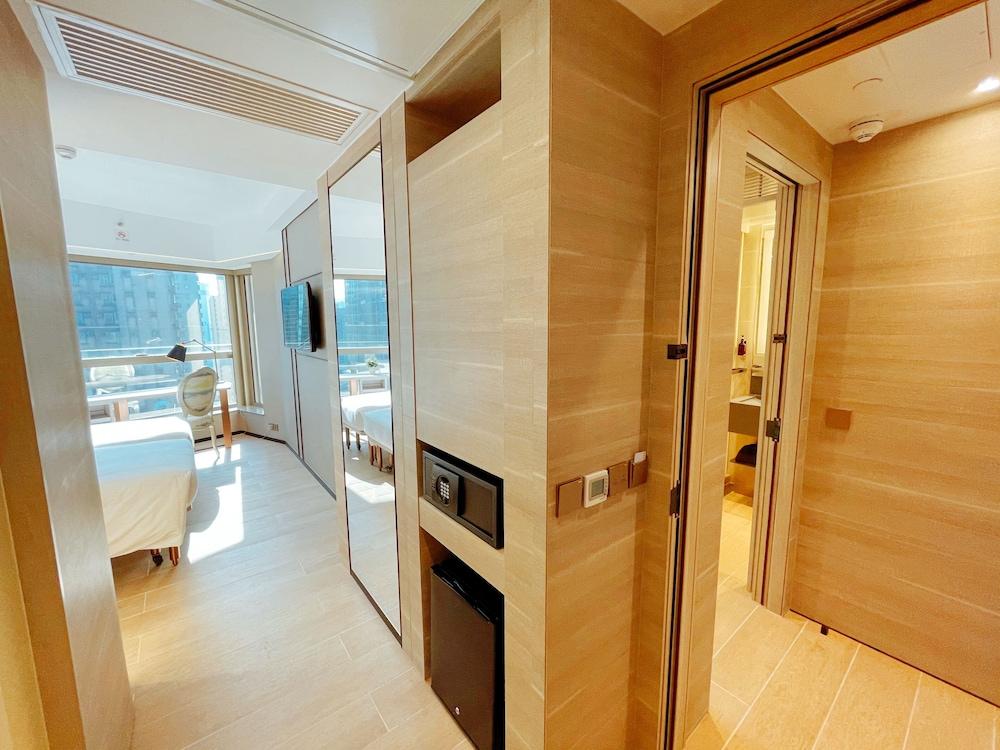 Hotel Alexandra Room Type - Heart City View Room (Connecting Rooms For 4 Persons) Hotel Alexandra Room Type - Heart City View Room (Connecting Rooms For 4 Persons)
