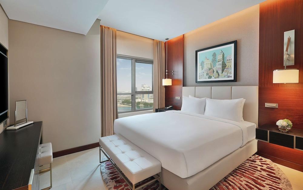Hilton Doha The Pearl Room Type - ONE BEDROOM SUITE