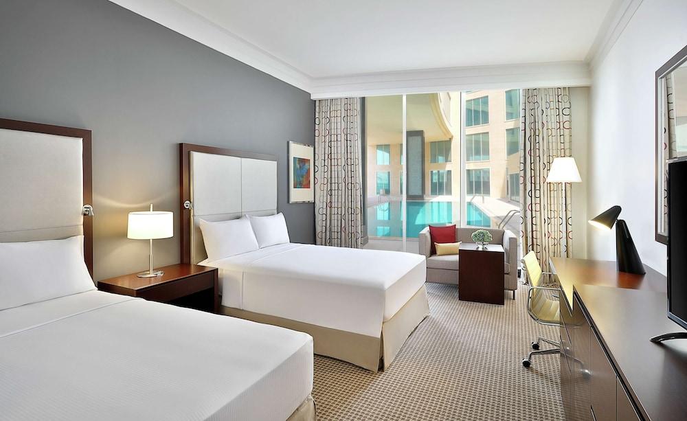 DoubleTree by Hilton Doha - Al Sadd Room Type - KING DELUXE ROOM