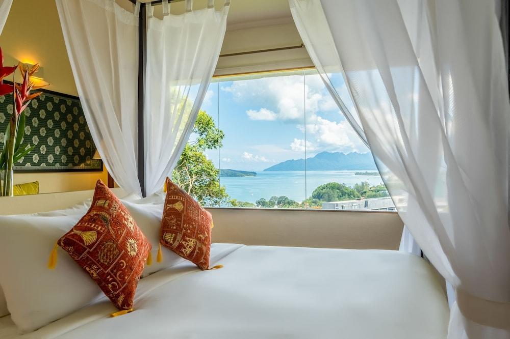 Ambong Rainforest Retreat Room Type - Canopy Suite