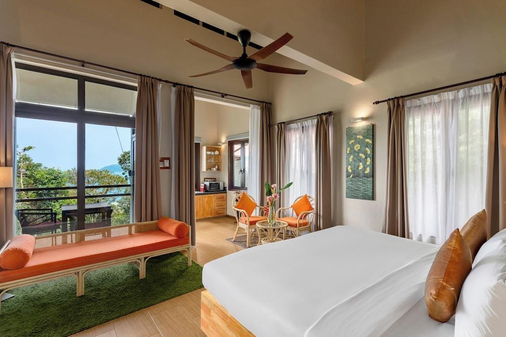 Ambong Rainforest Retreat Room Type - Canopy Studio