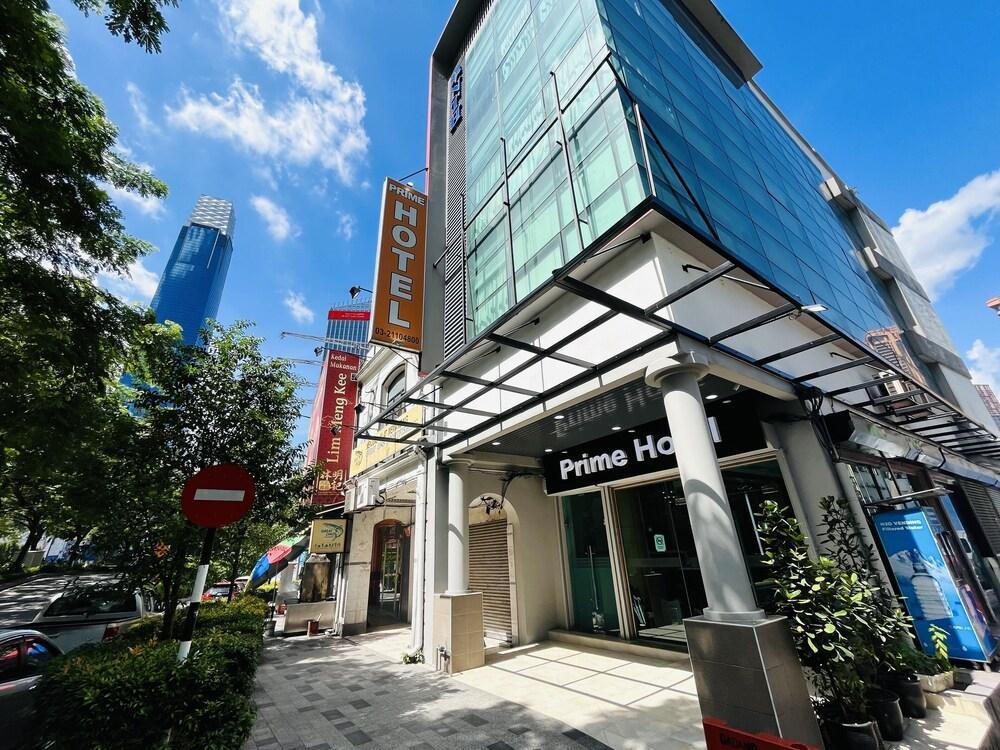 Prime Hotel - Tap to explore photos