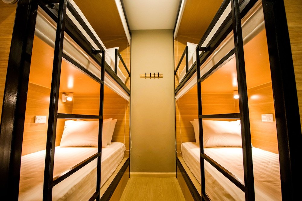 Hexa Hotel & Backpackers Capsules Bukit Bintang Room Type - 4-Bed Mixed Dormitory