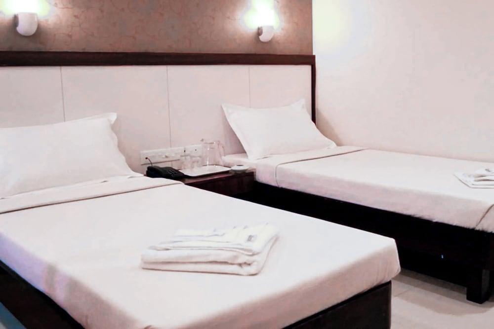 Hotel Sunjoy9 OKR Near Midvalley 10 Mins Only - Tap to explore photos