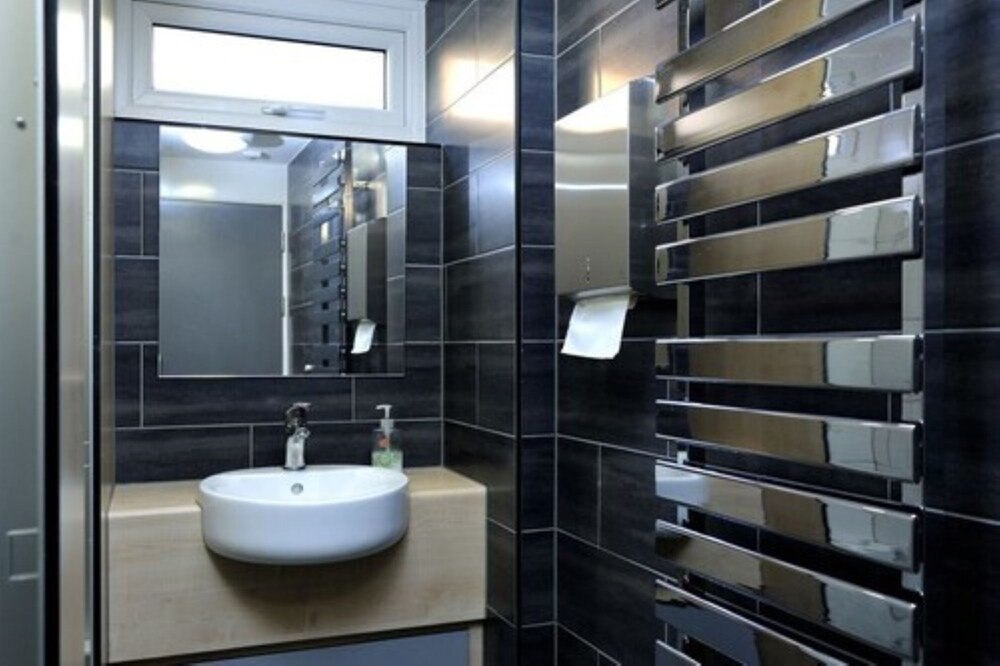 Wood Green Hall - Campus Accommodation - Tap to explore photos