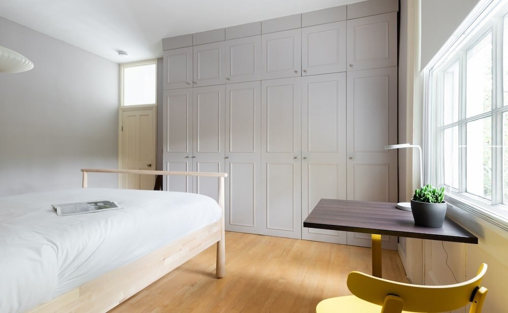 The Holland Park Escape - Modern & Central 2bdr Flat - Tap to explore photos
