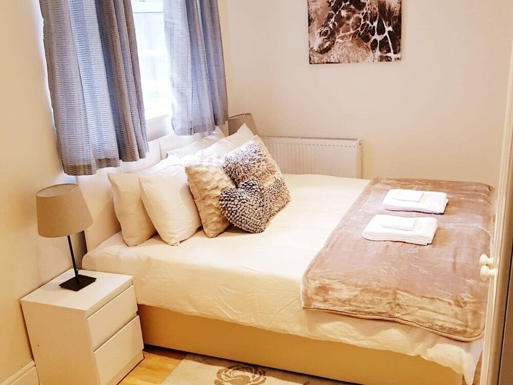 Cogie Abode Room Type - Deluxe Double or Twin Room, Shared Bathroom (DELUXE TWIN/KING ) Cogie Abode Room Type - Deluxe Double or Twin Room, Shared Bathroom (DELUXE TWIN/KING )