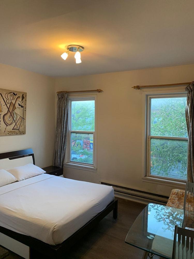 Dragon Gate Inn Room Type - Superior 1 Queen Bed