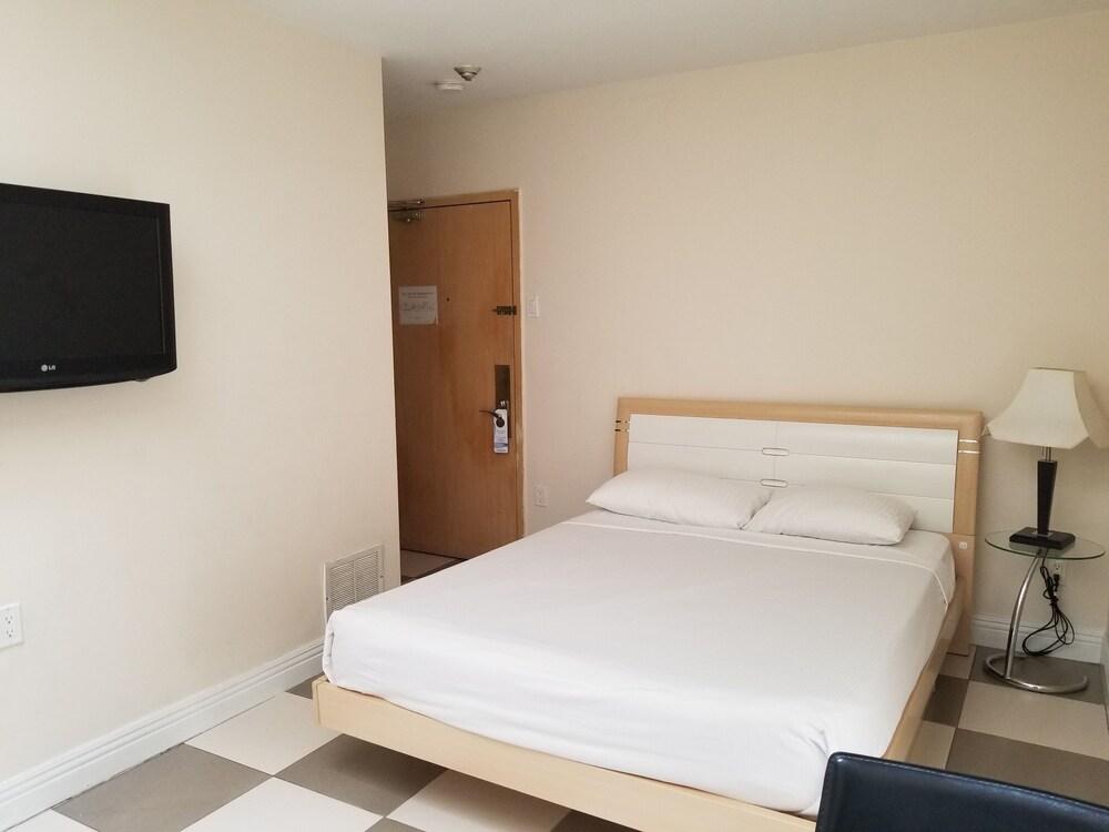 Dragon Gate Inn Room Type - Standard Studio