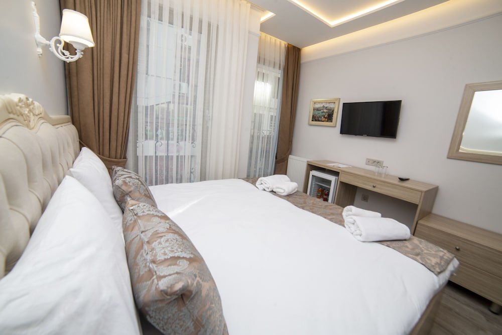 HHK Hotel Downtown Room Type - Standard Double or Twin Room