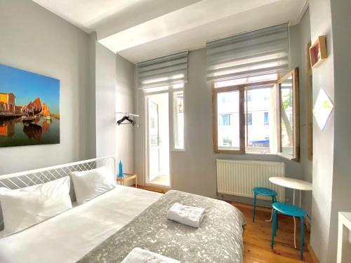 Windrose Hostel Room Type - Double Room with Balcony