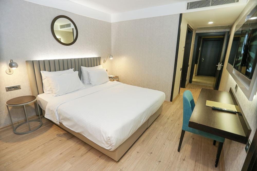 Milord Hotel Room Type - Deluxe Double or Twin Room, City View Milord Hotel Room Type - Deluxe Double or Twin Room, City View