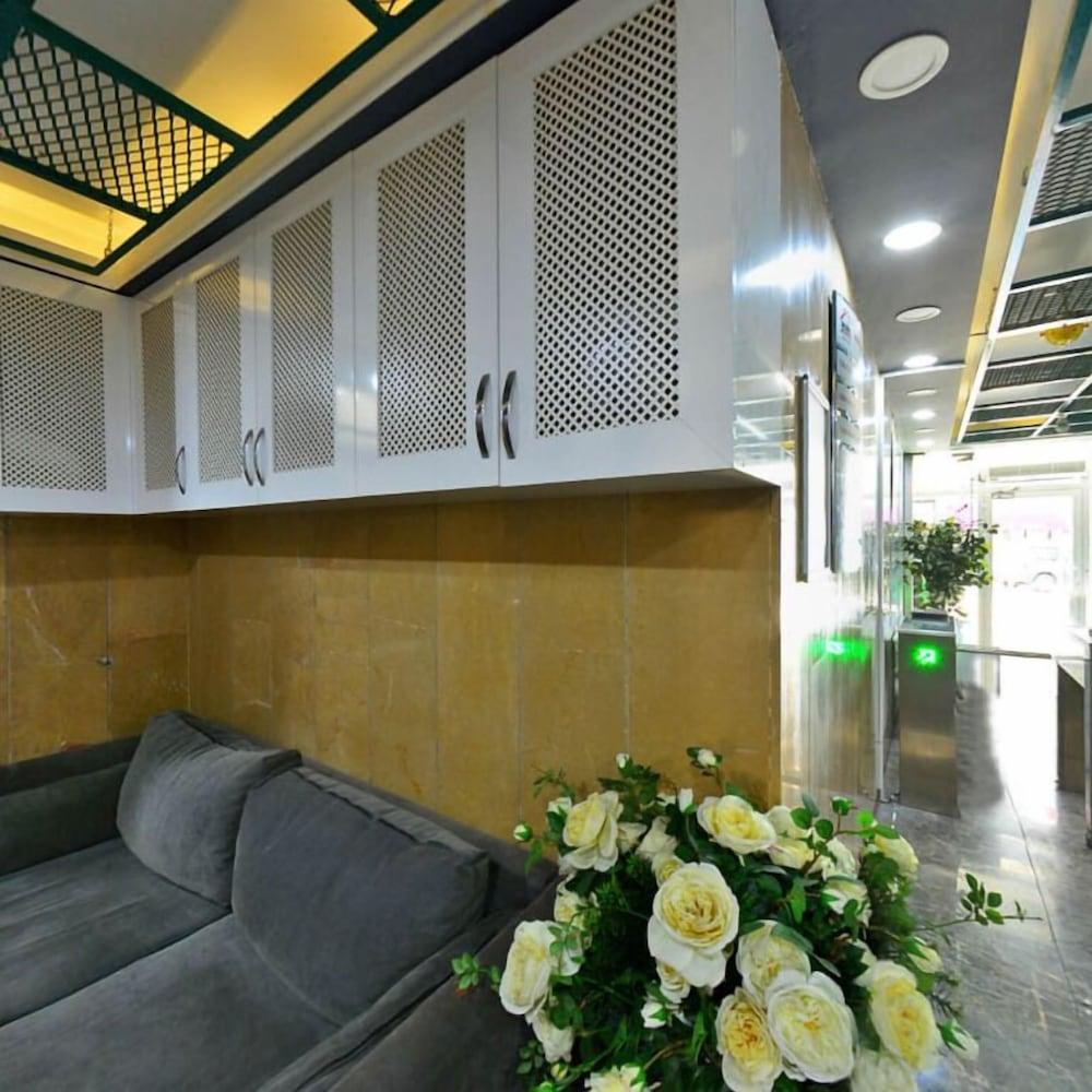 Campucity Kiz Ogrenci Yurdu Sisli - Hostel - Tap to explore photos