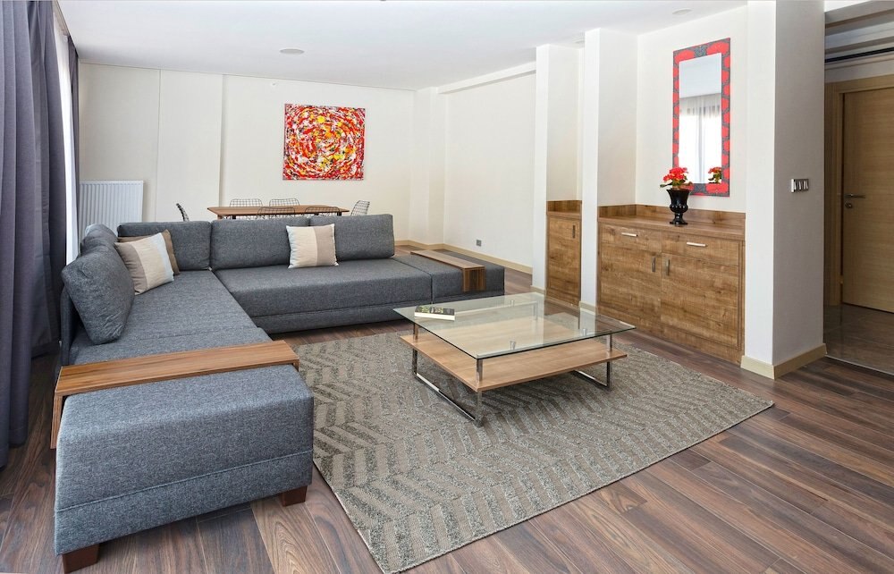 Princess Residence Room Type - Grand Apartment, 3 Bedrooms, City View