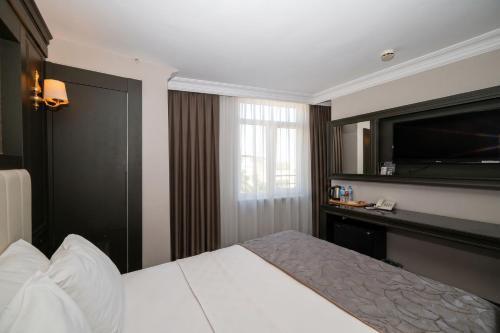 Kensington Hotel Room Type - Economy Double or Twin Room