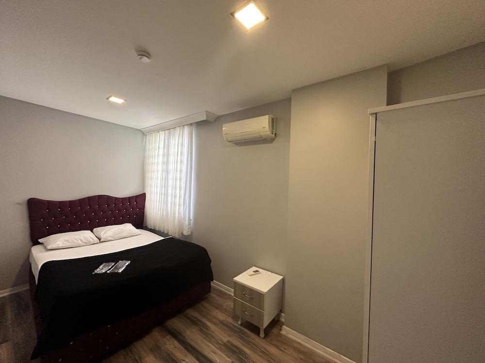 Plus Park Suite & Hotel - Tap to explore photos