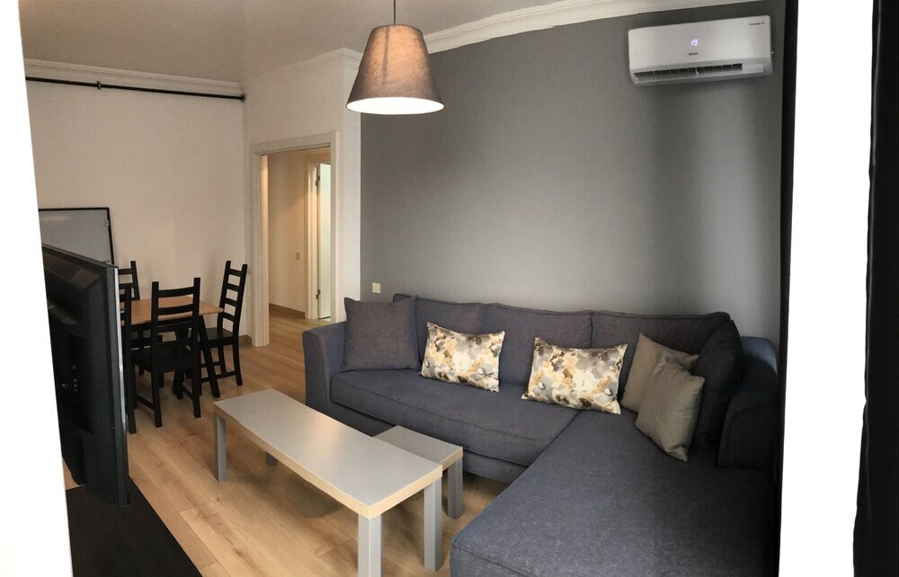 Mas Suites Apartments - Tap to explore photos