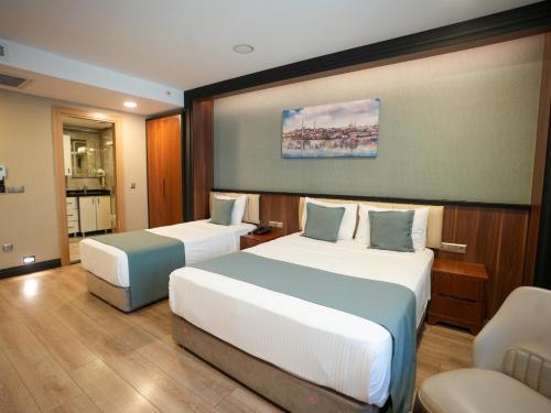 Valens Hotel Downtown Room Type - Family Suite Valens Hotel Downtown Room Type - Family Suite
