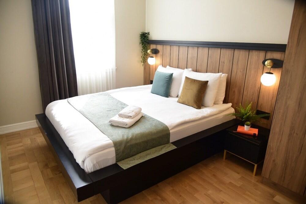 Luxir Hotel Room Type - Standard Double Room