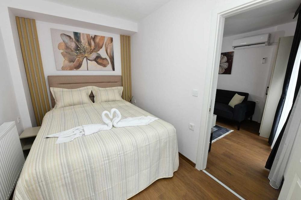 Sea Moon Hotel Room Type - Superior Suite, Kitchen, Annex Building