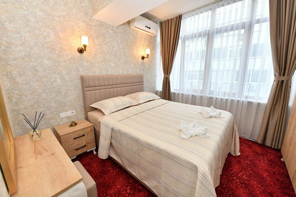 Sea Moon Hotel Room Type - Standard Suite, Kitchen