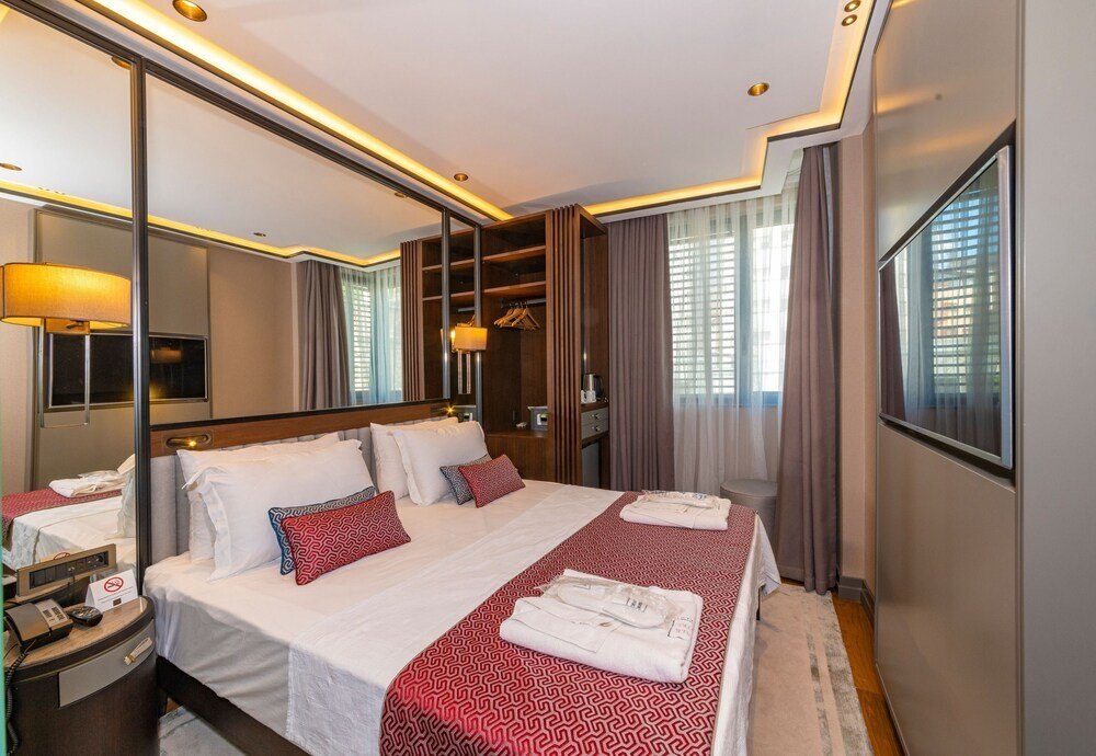 Opale Hotel Room Type - Standard Double Room