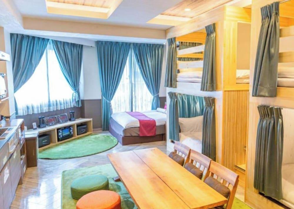 Hotel Pasela Living Room Type - Family Room, Multiple Beds, Non Smoking Hotel Pasela Living Room Type - Family Room, Multiple Beds, Non Smoking