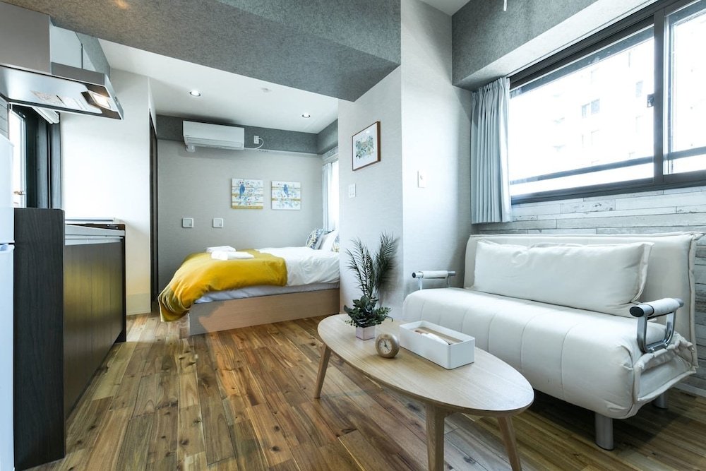 A9 Haneda Maison Philippe Omori 901 - Tap to explore photos