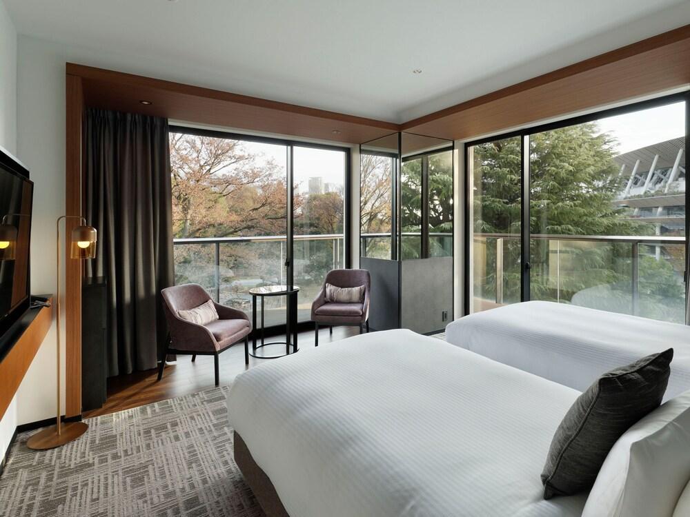 Mitsui Garden Hotel Jingugaien Tokyo Premier Room Type - Deluxe , 2 beds , with balcony, Non Smoking