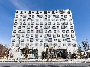 JR East Hotel Mets Premier Tokyo Bay Shinkiba - Tap to explore photos
