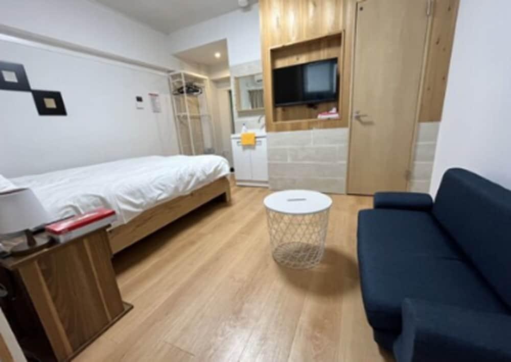 Rhodes Kagurazaka Hotel Room Type - Triple Room, Non Smoking
