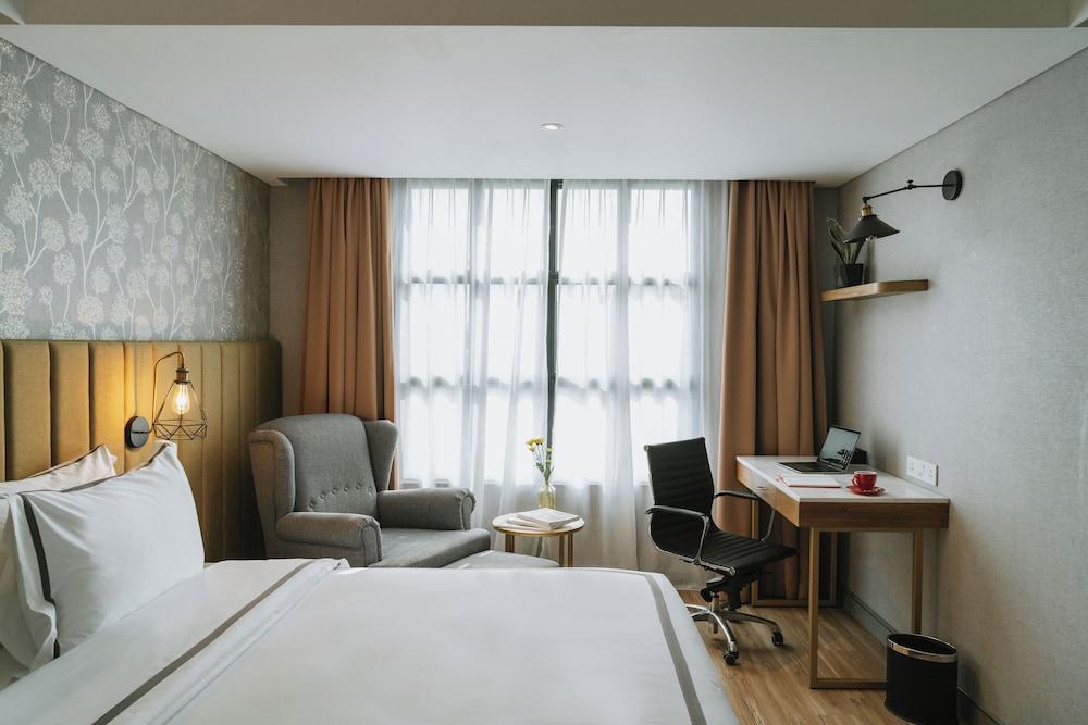 Barito Mansion Room Type - Junior Suite