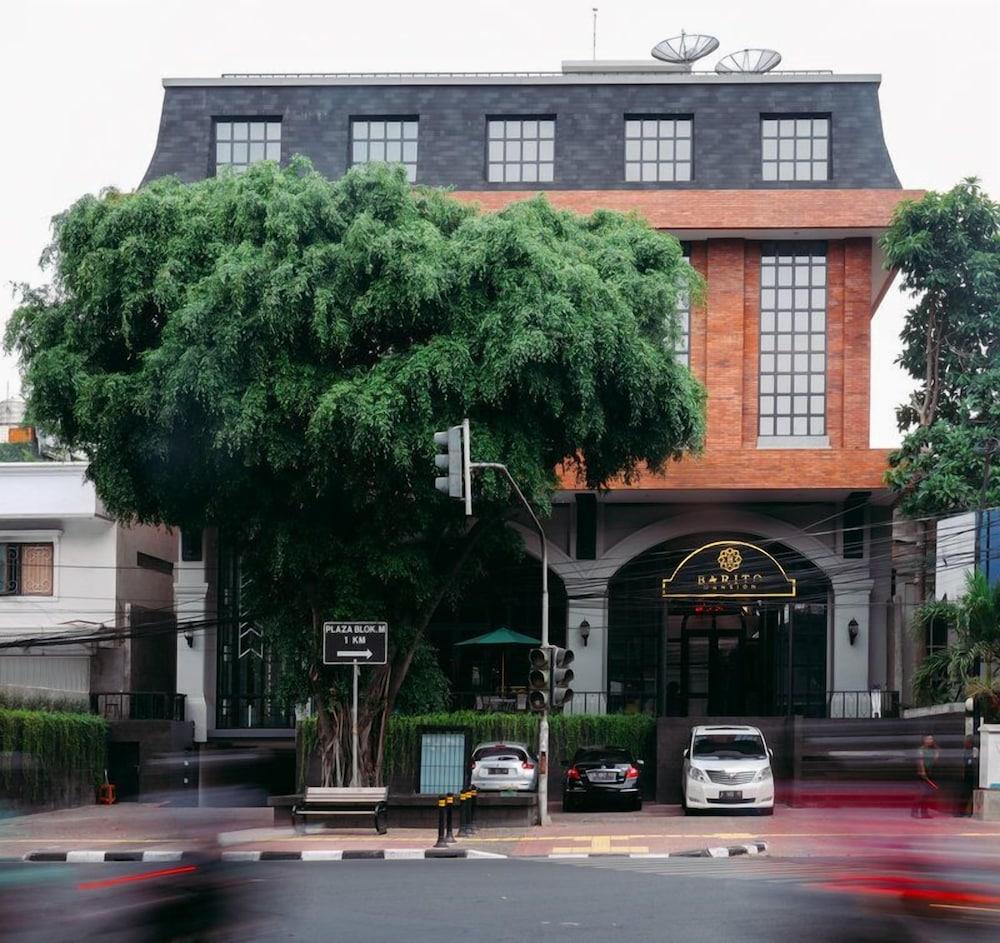Barito Mansion - Tap to explore photos