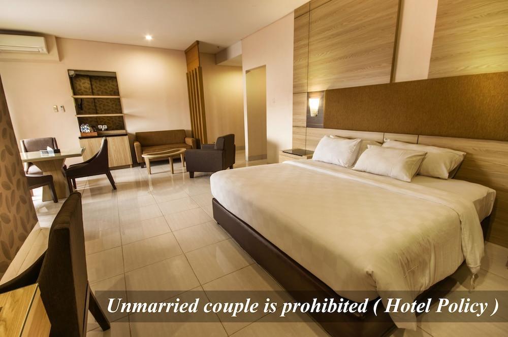 Hotel Gren Alia Tugu Tani Room Type - Suite King