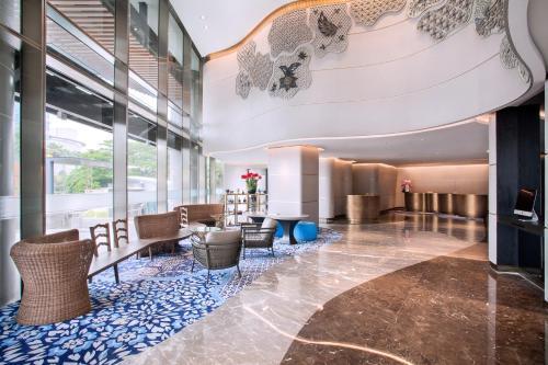 Mercure Jakarta Gatot Subroto - Tap to explore photos