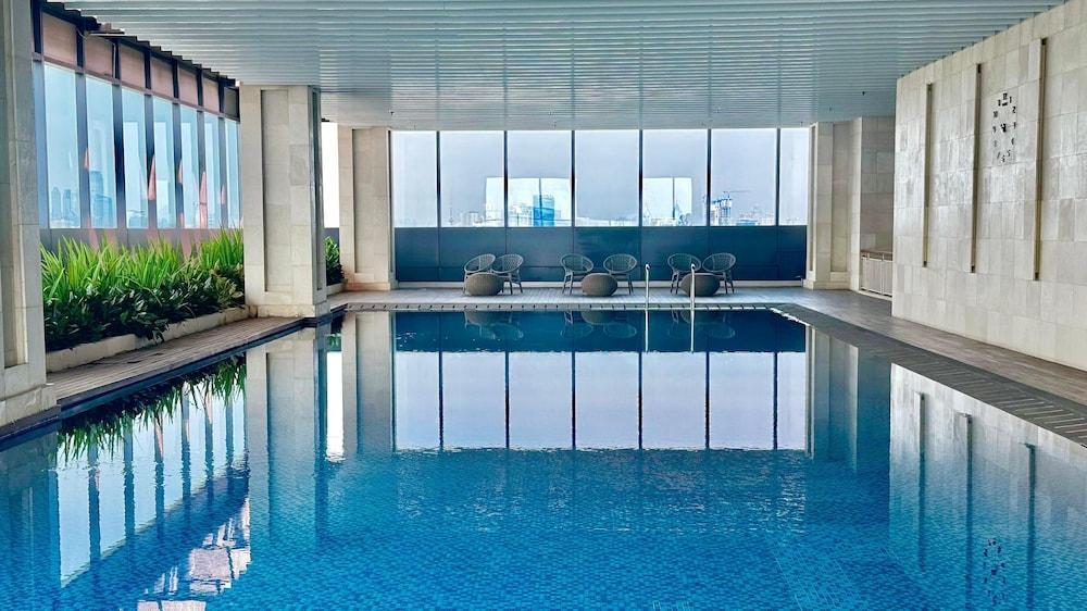 ibis Styles Jakarta Tanah Abang - Tap to explore photos