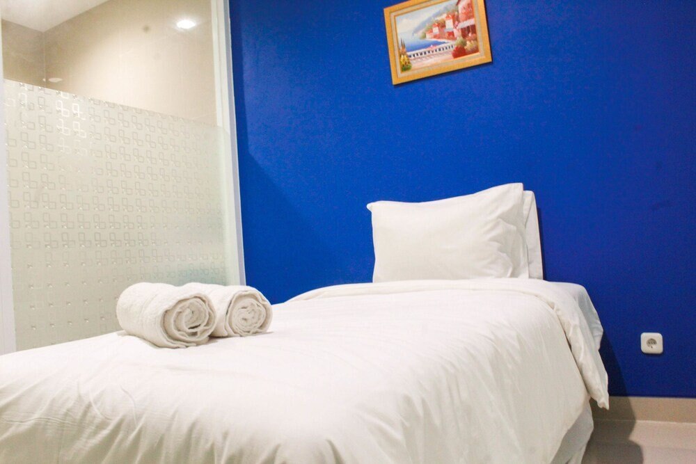 Studio Guesthouse near Central Park - Tap to explore photos
