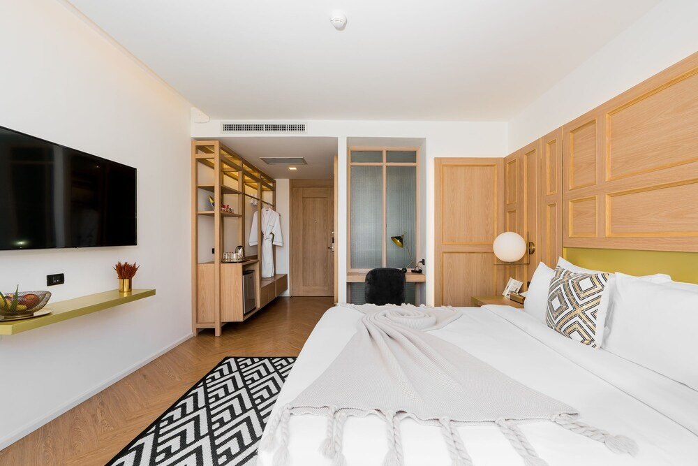 Scene Bangkok Noi Room Type - Deluxe Room, 1 King Bed