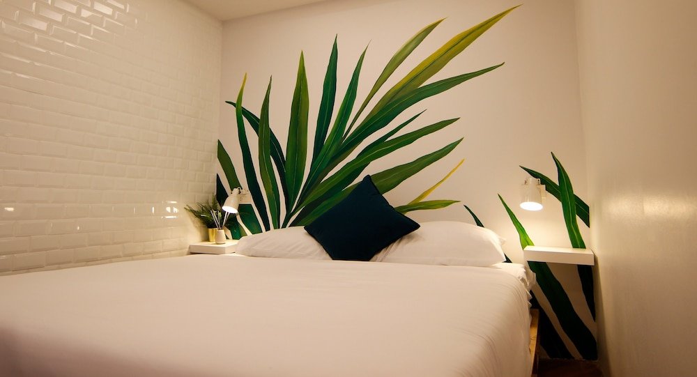 Tropical Summer Hostel Room Type - Deluxe Double Room