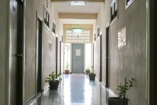 Nakornping Hotel - Tap to explore photos