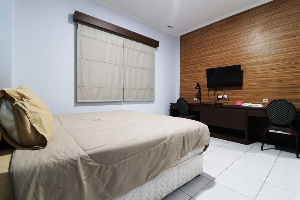 Wisma Konservasi - Tap to explore photos
