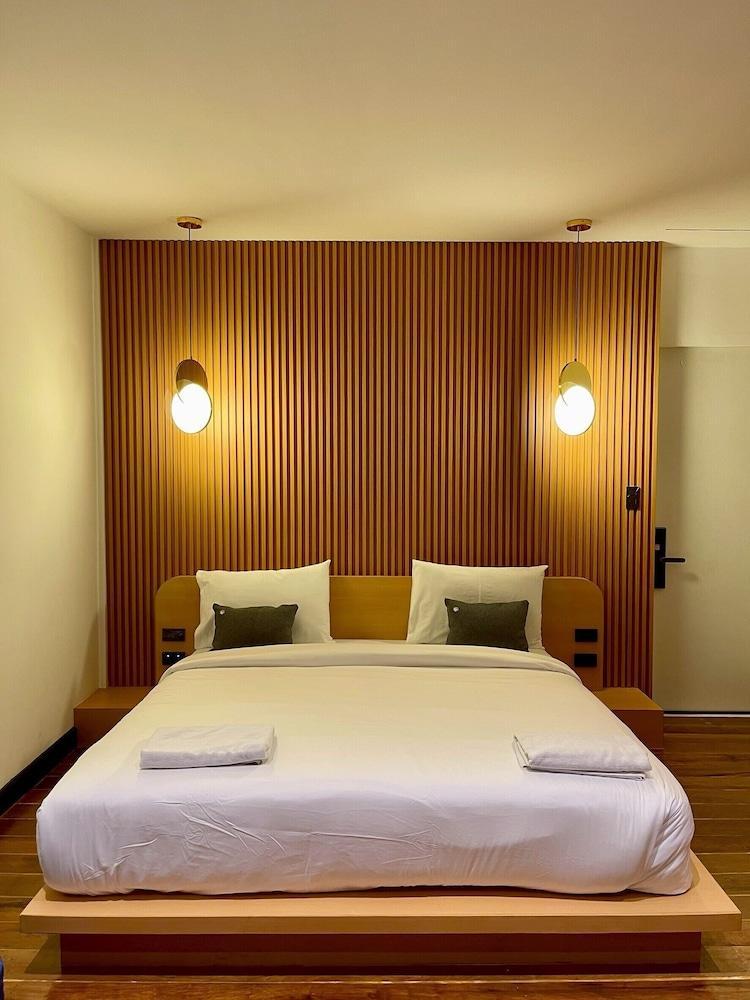 Boxpackers Hostel Phranakorn Room Type - Double Room with External Private Bathroom