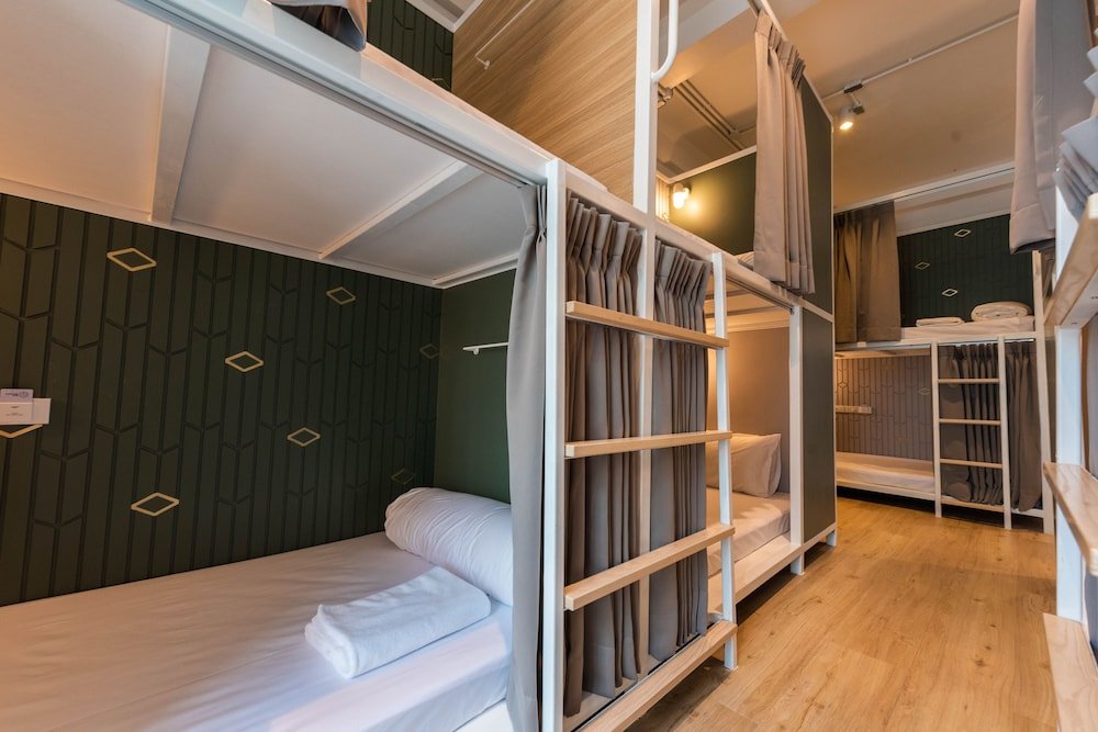 Boxpackers Hostel Phranakorn Room Type - Bed in 10-Bed Mixed  Dormitory Room