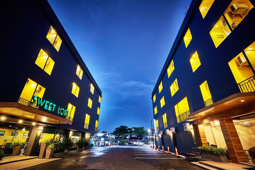 Sweetloft Hotel Don Muang - Tap to explore photos