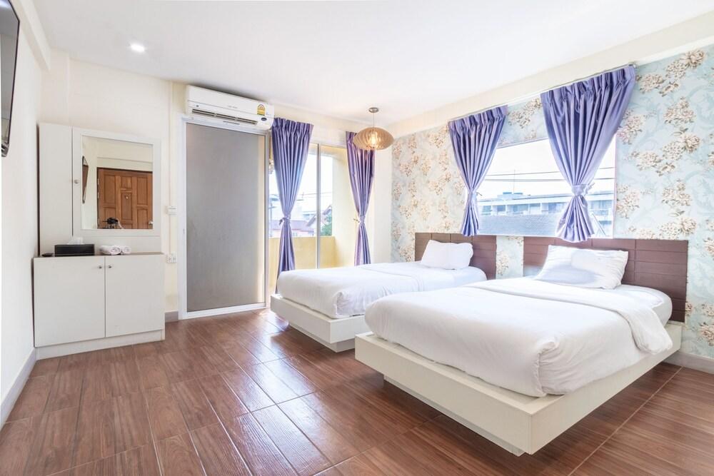 Sweetloft Hotel Don Muang Room Type - Superior Twin Room