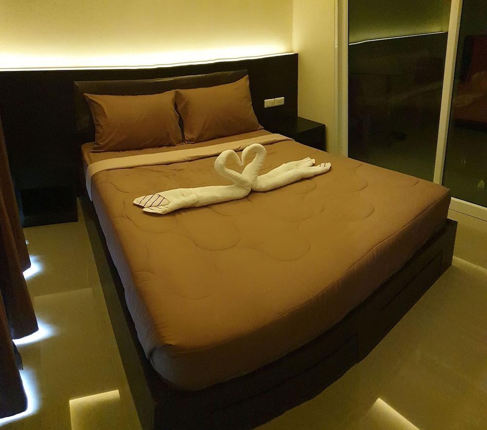 The Cosy River Room Type - 1-Bedroom Premium Room