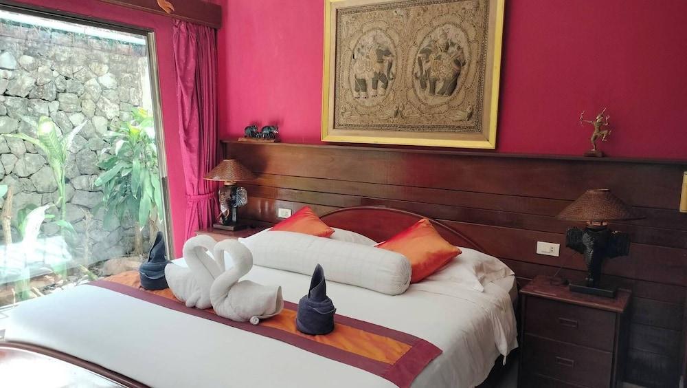 Le Prive Resort Room Type - Deluxe Bungalow