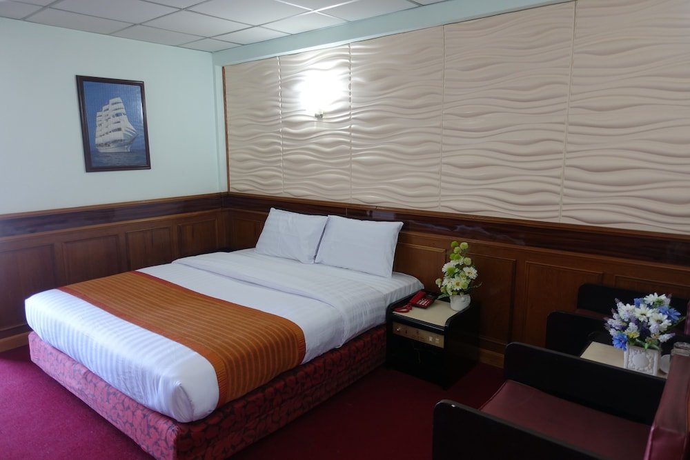 Serene Hotel Room Type - Deluxe Room