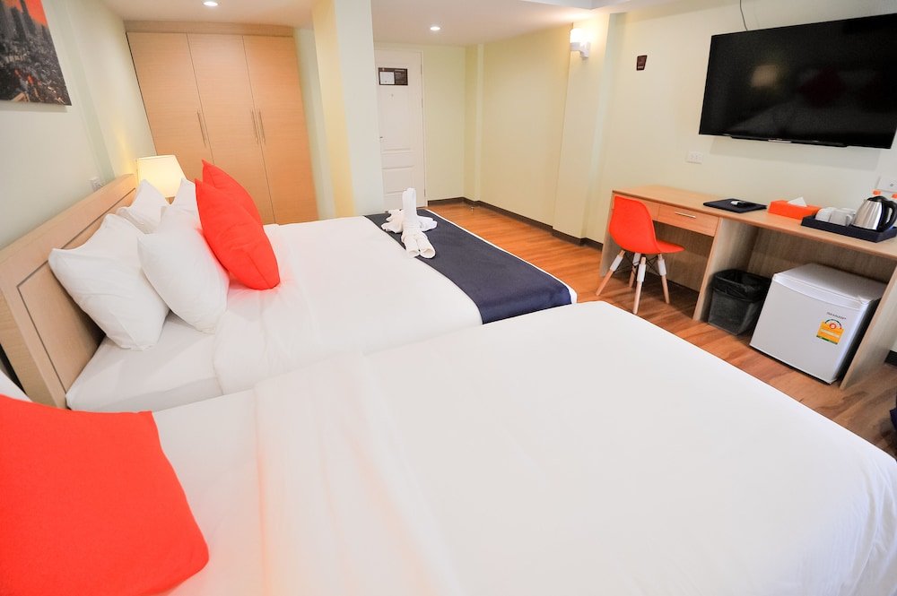 7 Days Premium Hotel at Icon Siam Station Room Type - Superior Triple Room