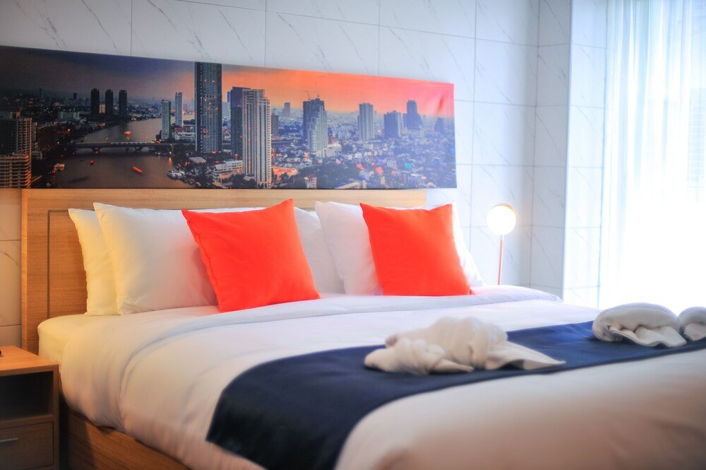 7 Days Premium Hotel at Icon Siam Station Room Type - Superior Double Room